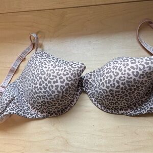 Victoria's Secret Gray Leopard Print Bra